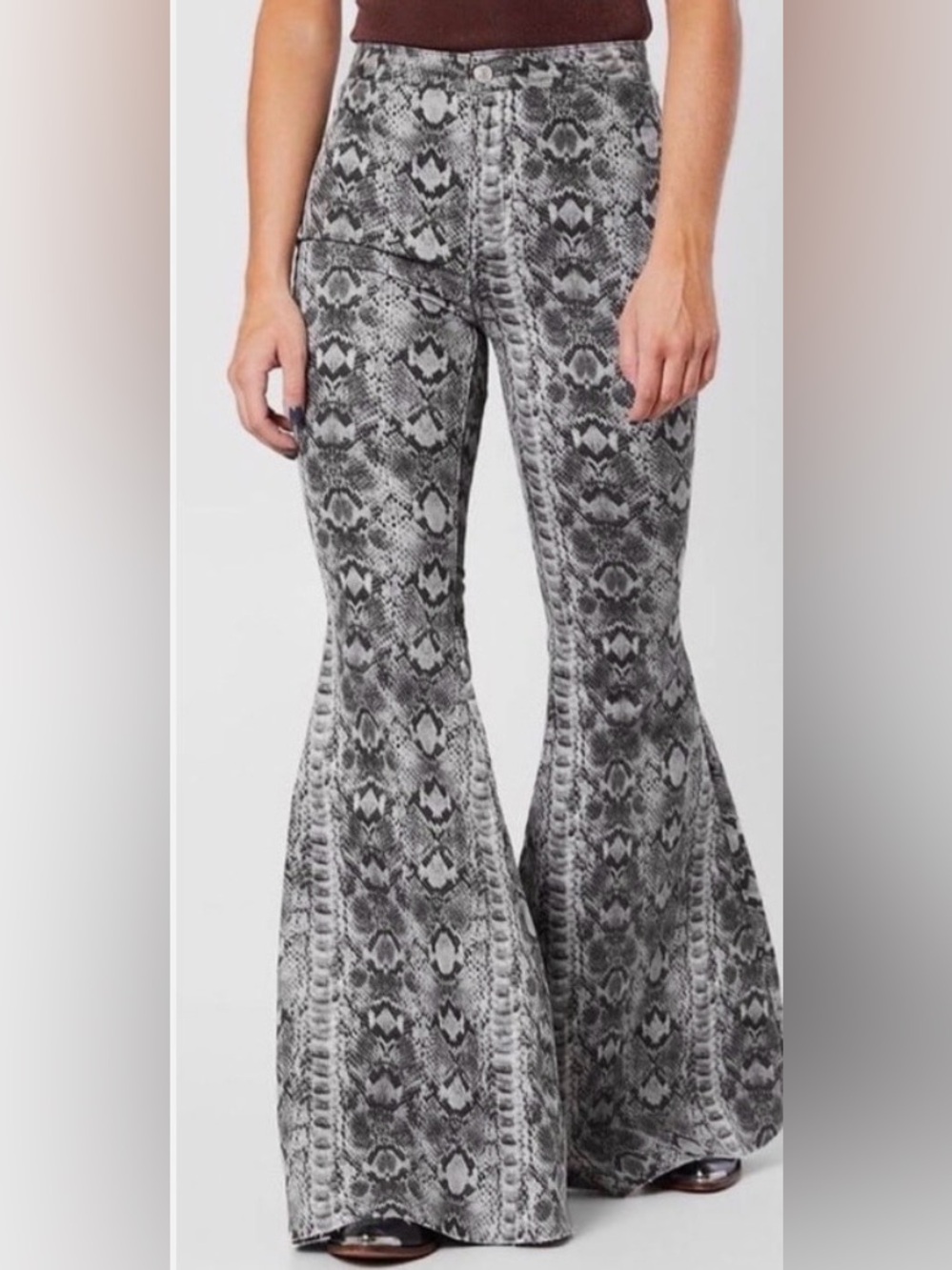 We The Free Snake Print Flare Jeans in Gray and Black size 30